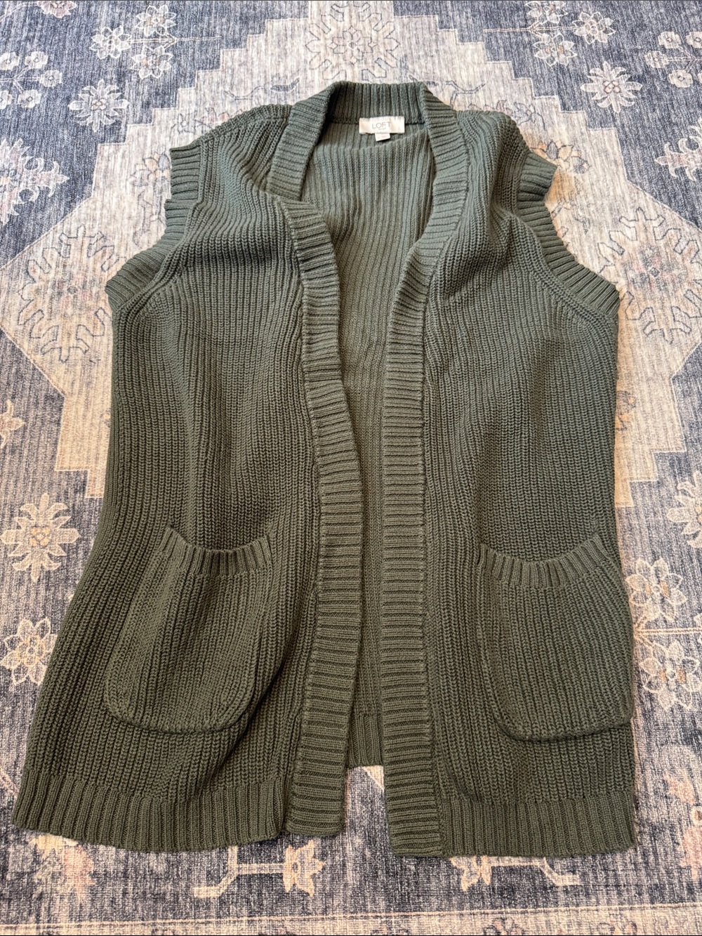 LOFT Olive Green Sleeveless Open-Front Knit Cardigan